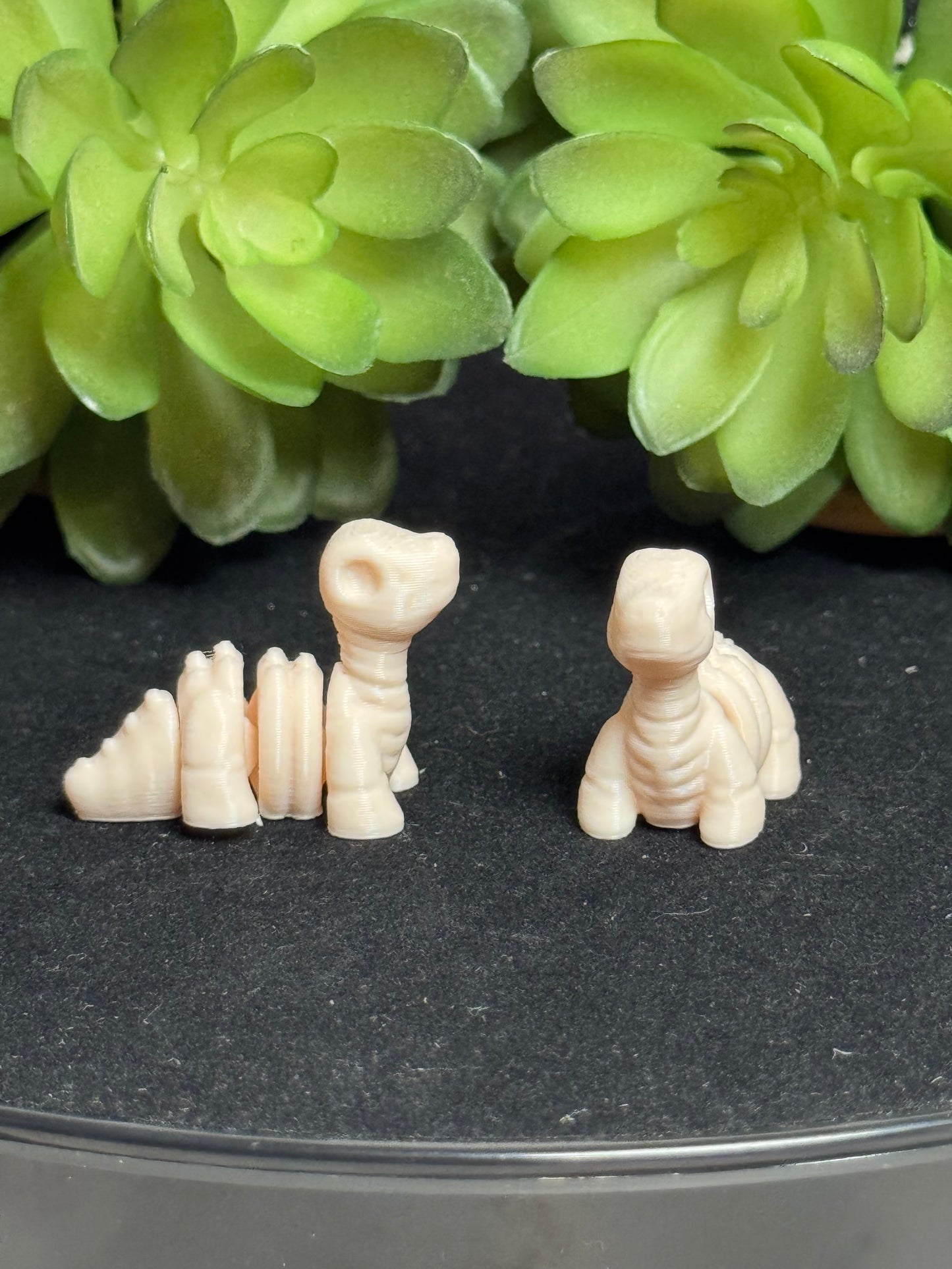 Brontosaurus Dinosaur Skeleton • Mini 3D Printed Articulated Animal • Flexi Animals